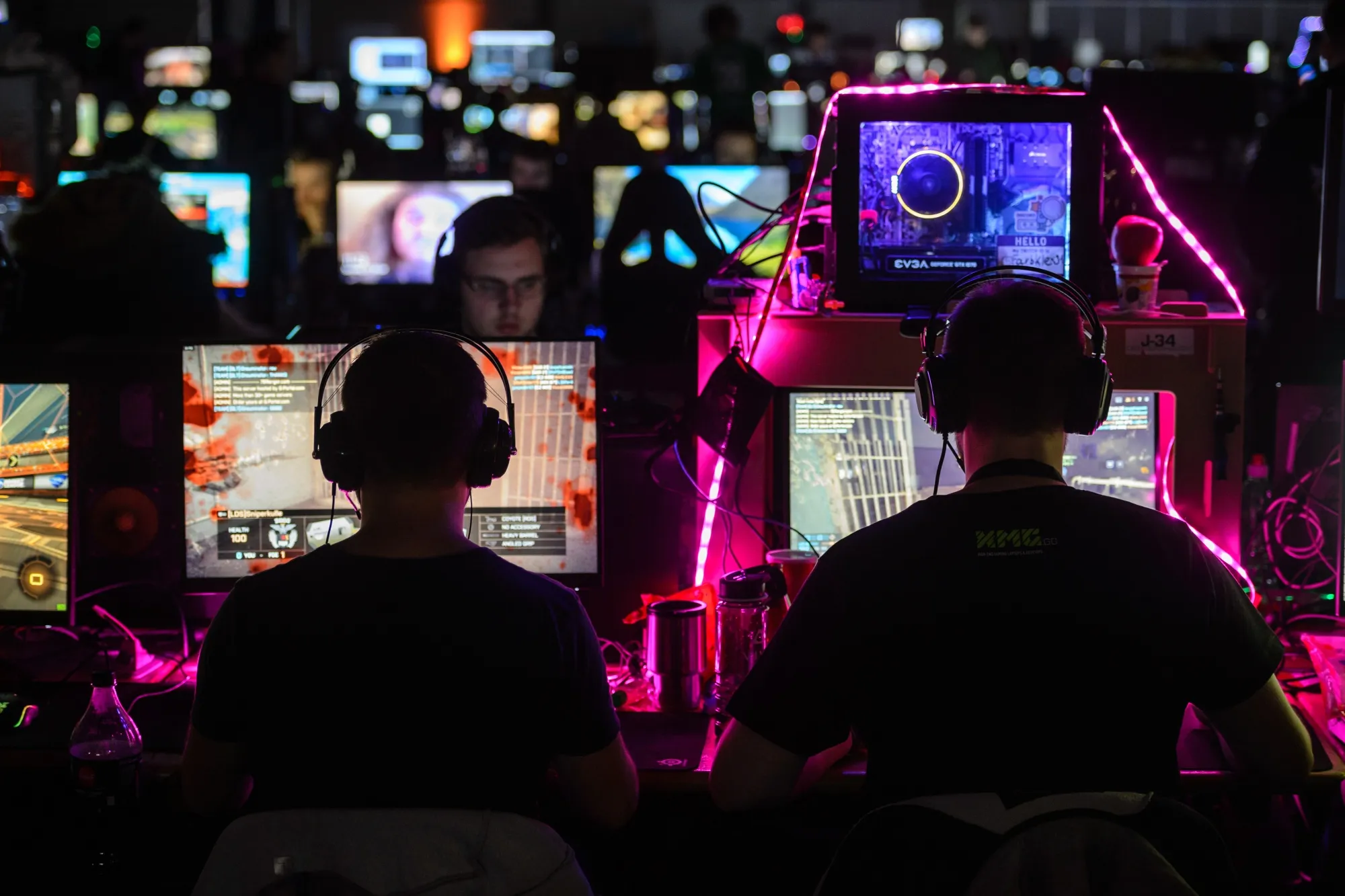Confidential blockchain gaming with FHE
